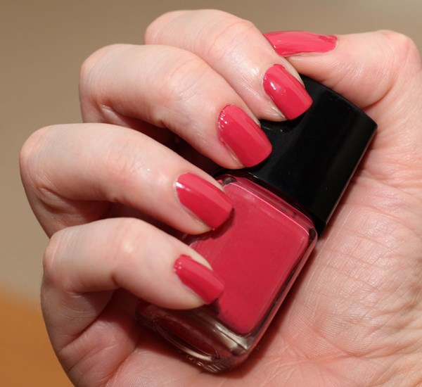 Picture of Red Nails 
